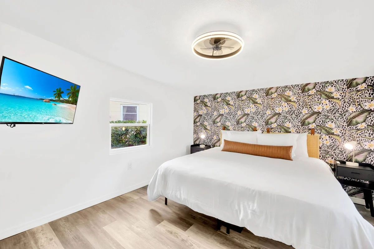 2 Homes - 4 MN to Madiera BCH - Hottub - HTD Pool #41