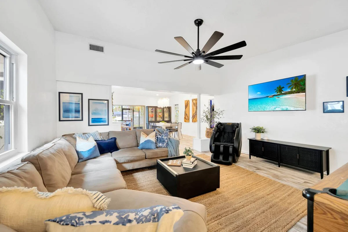 2 Homes - 4 MN to Madiera BCH - Hottub - HTD Pool #36
