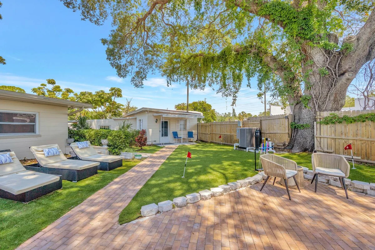 2 Homes - 4 MN to Madiera BCH - Hottub - HTD Pool #52