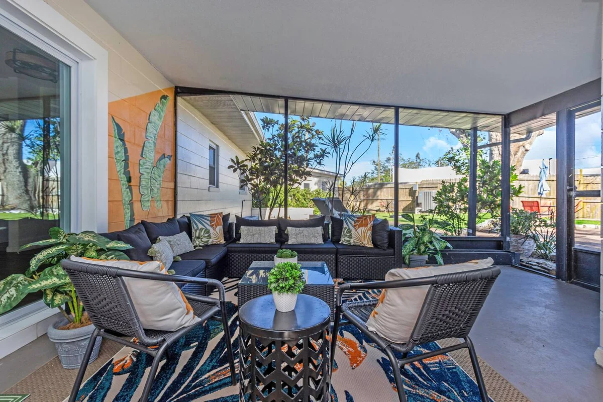 2 Homes - 4 MN to Madiera BCH - Hottub - HTD Pool #71
