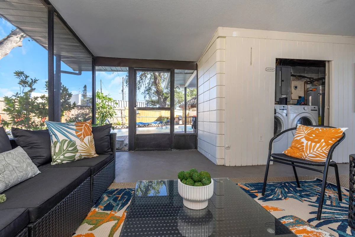 2 Homes - 4 MN to Madiera BCH - Hottub - HTD Pool #72
