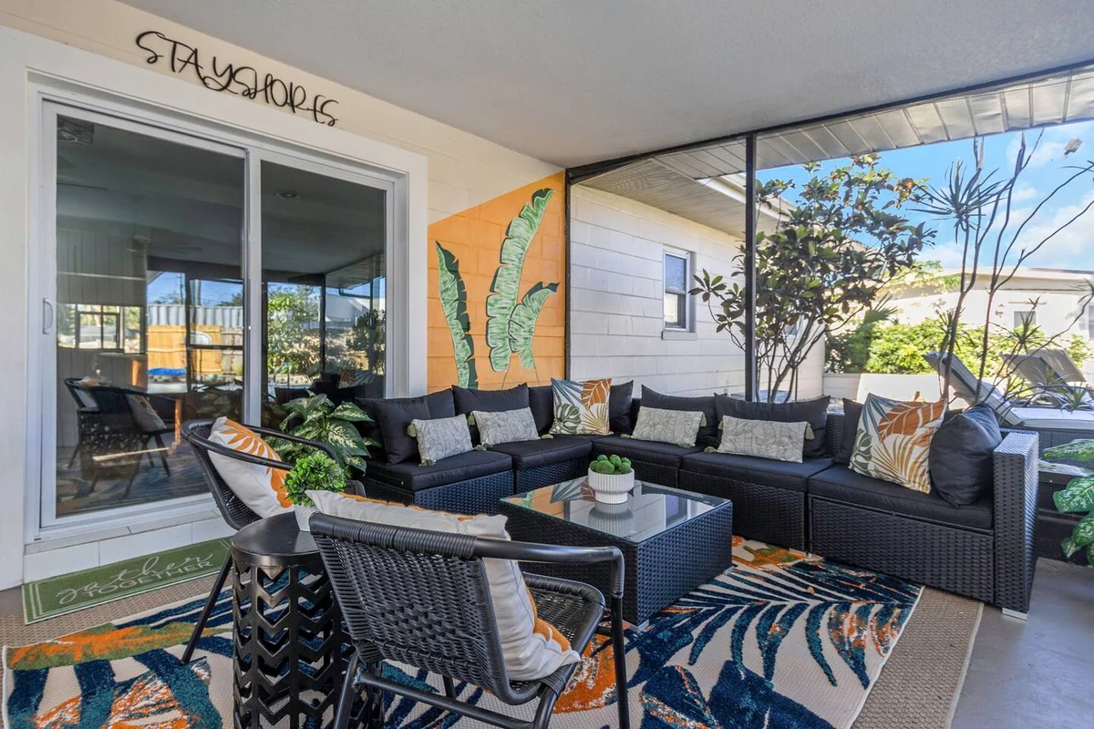 2 Homes - 4 MN to Madiera BCH - Hottub - HTD Pool #73