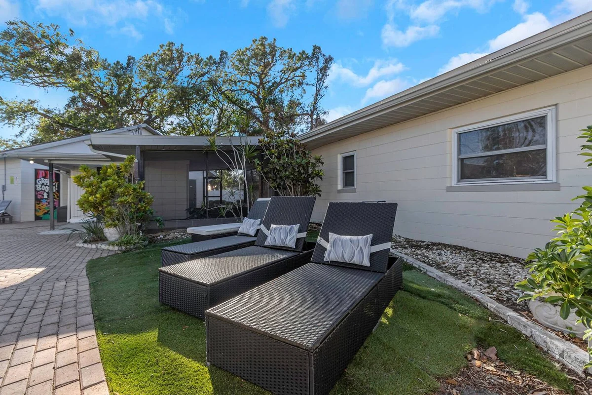 2 Homes - 4 MN to Madiera BCH - Hottub - HTD Pool #114