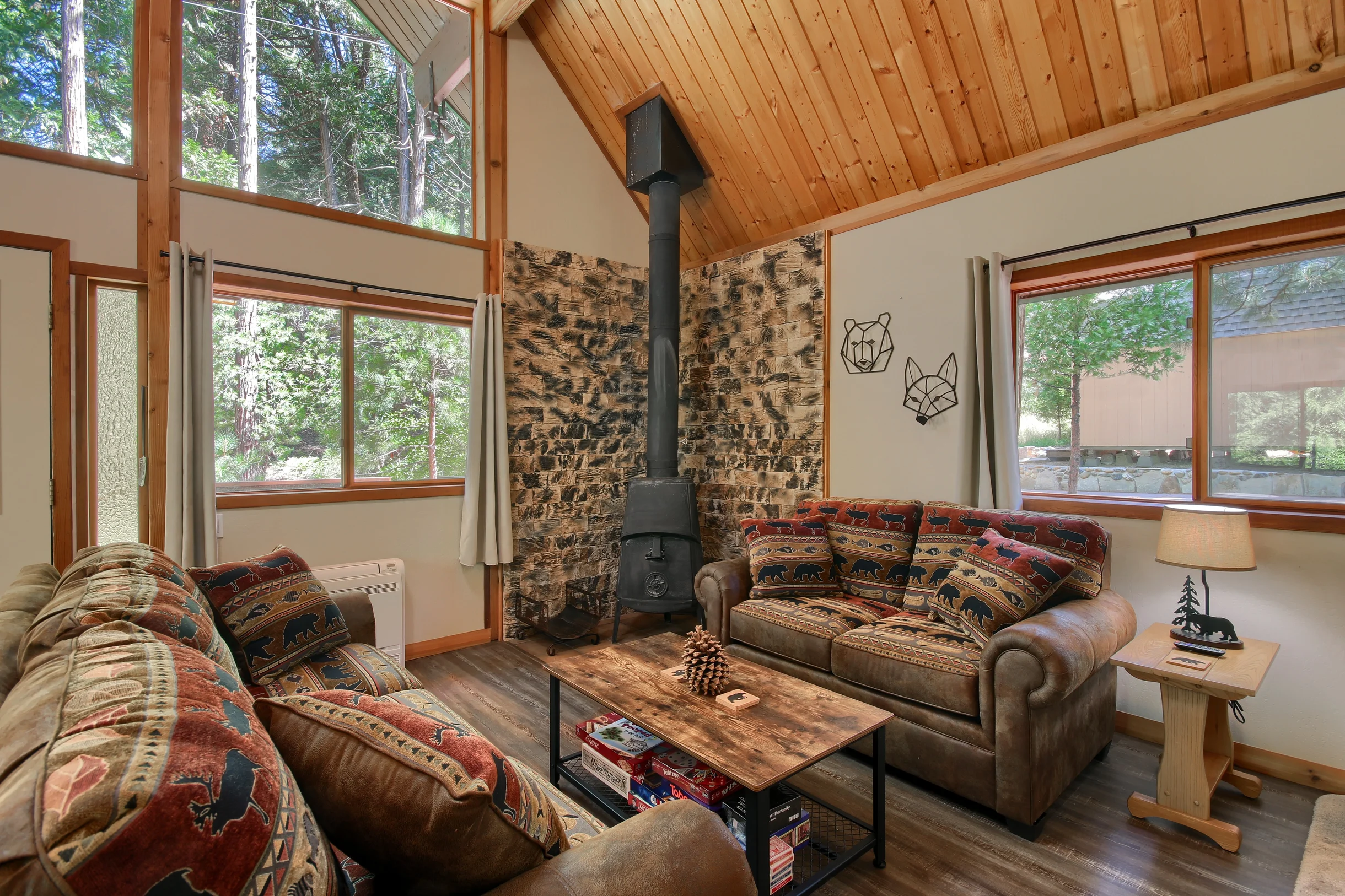 Home in Yosemite National Park property photo 5