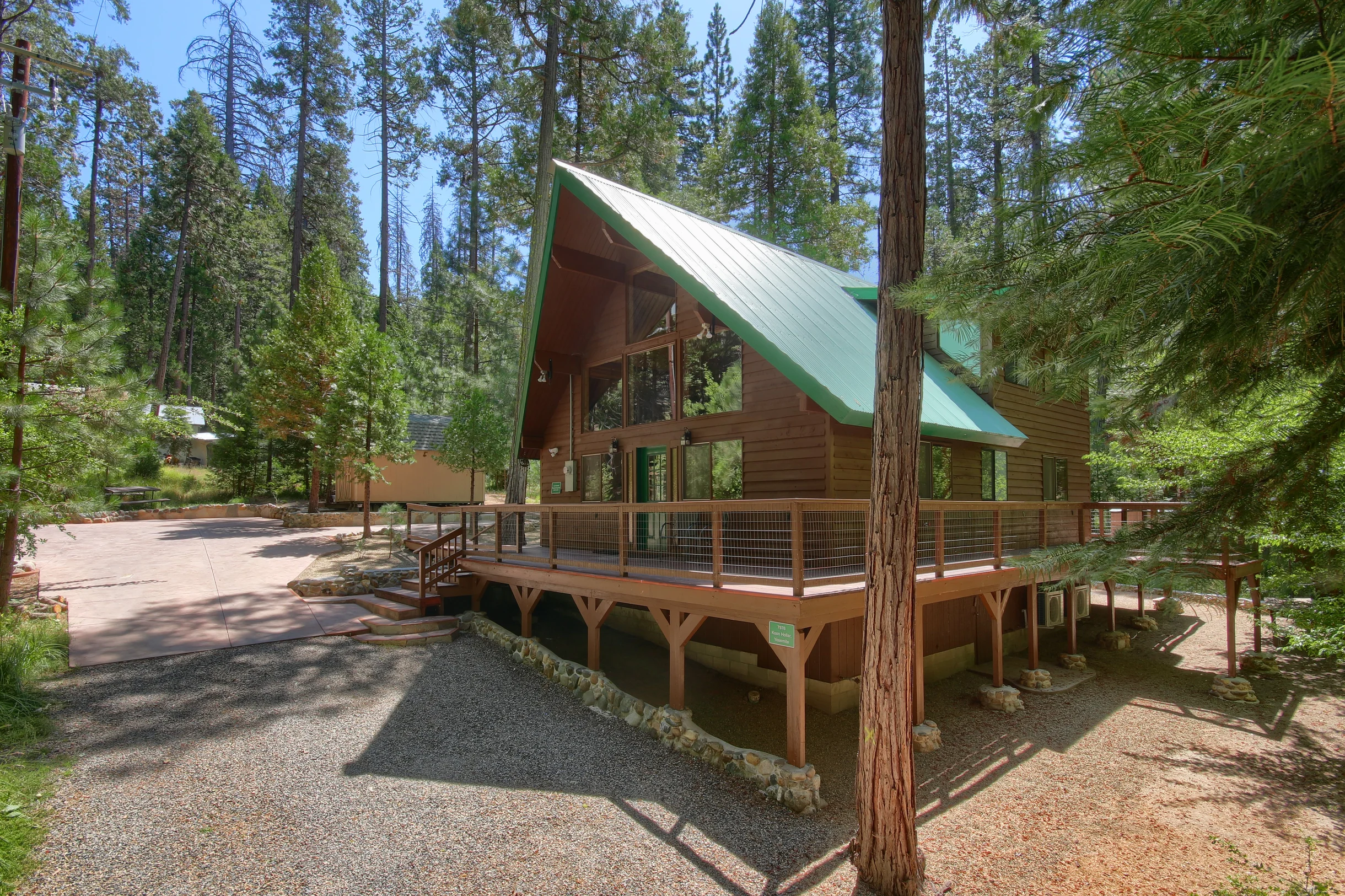 Home in Yosemite National Park property photo 1