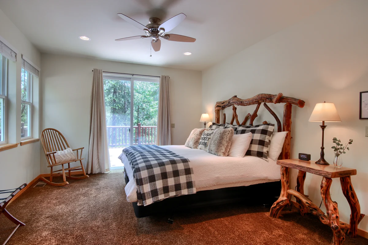 Bedroom 1 image 1