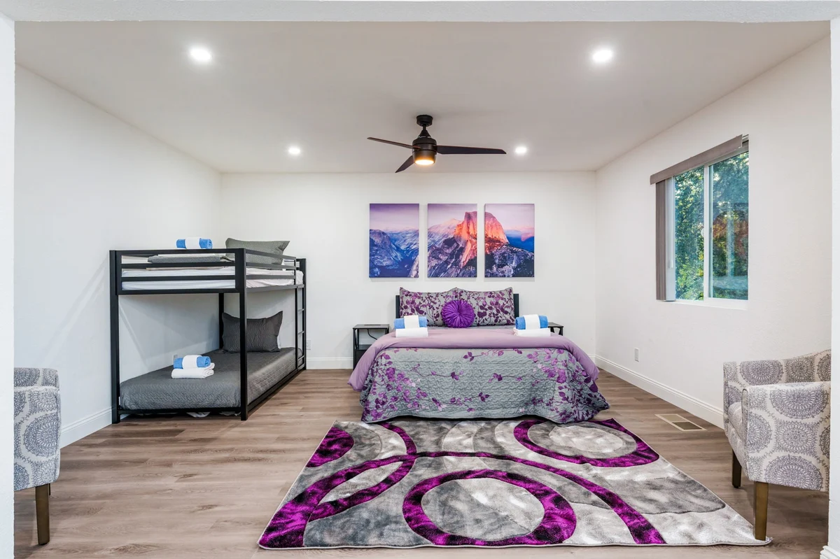 Bedroom 1 image 1