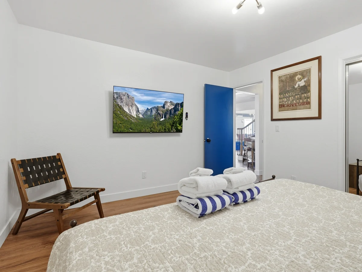 Bedroom 3 image 1