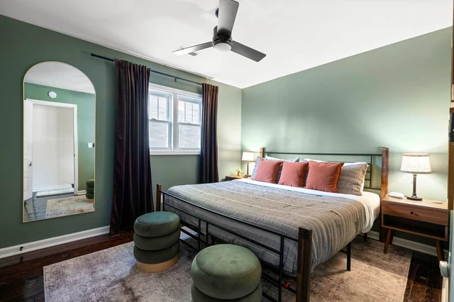 BEDROOM image 1