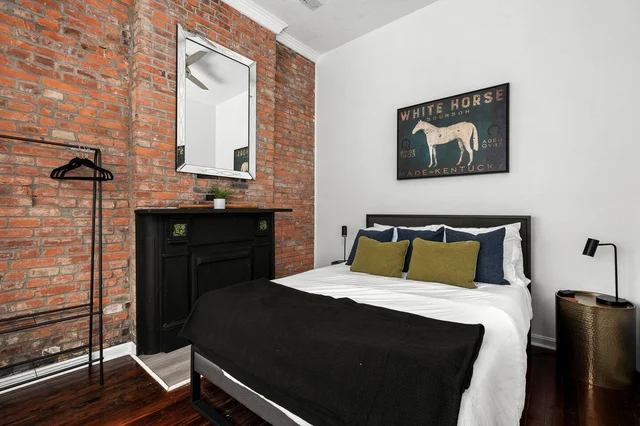 BEDROOM image 1