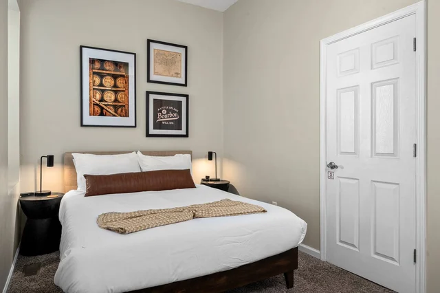 BEDROOM image 1
