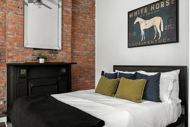 BEDROOM image 1