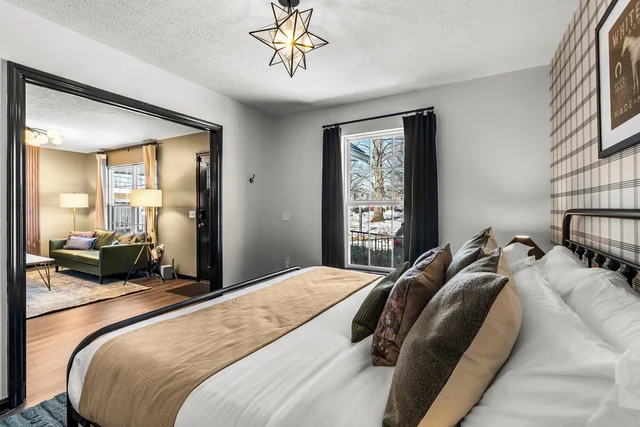 BEDROOM image 1