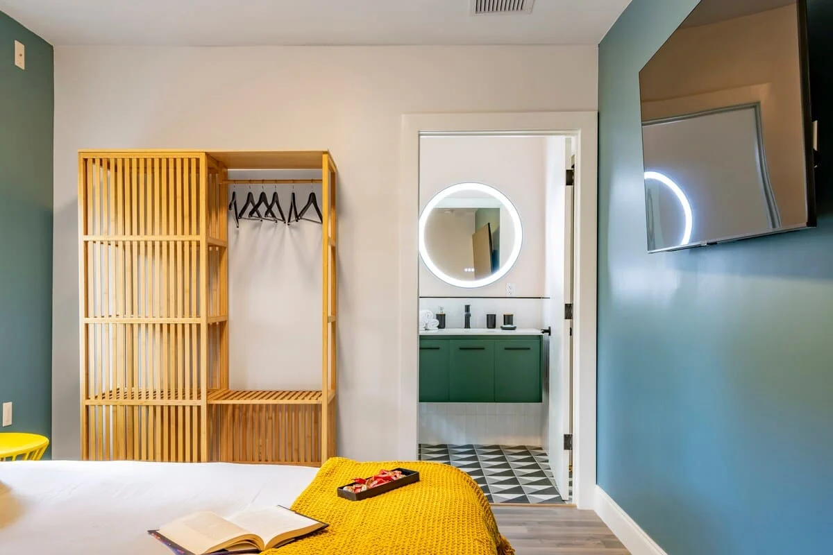 Bedroom 3 image 1