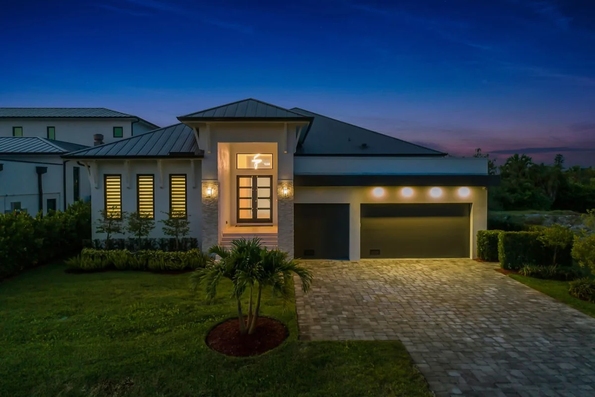 Naples Grand Luxury Escape | New Build | Pool & Spa #2
