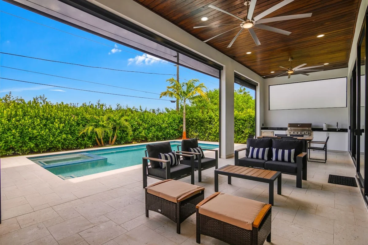 Naples Grand Luxury Escape | New Build | Pool & Spa #17