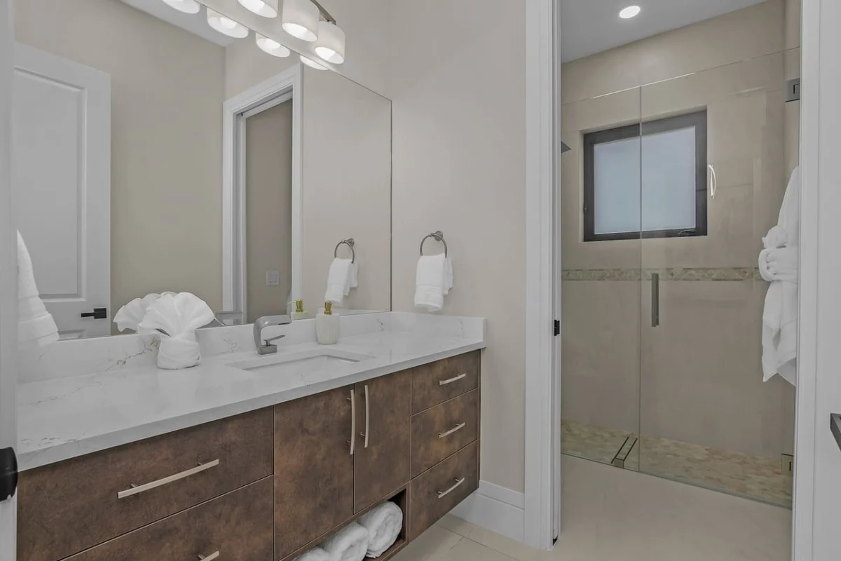 Naples Grand Luxury Escape | New Build | Pool & Spa #55