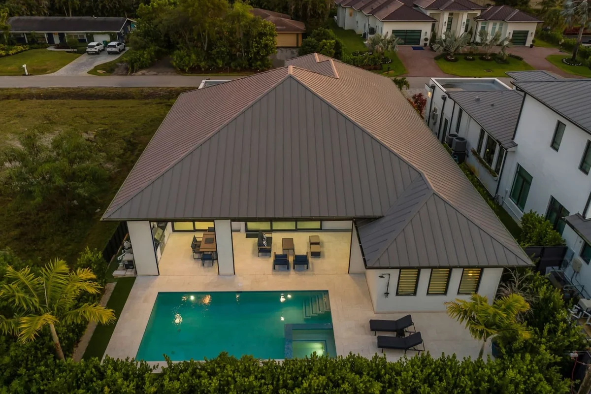 Naples Grand Luxury Escape | New Build | Pool & Spa #60