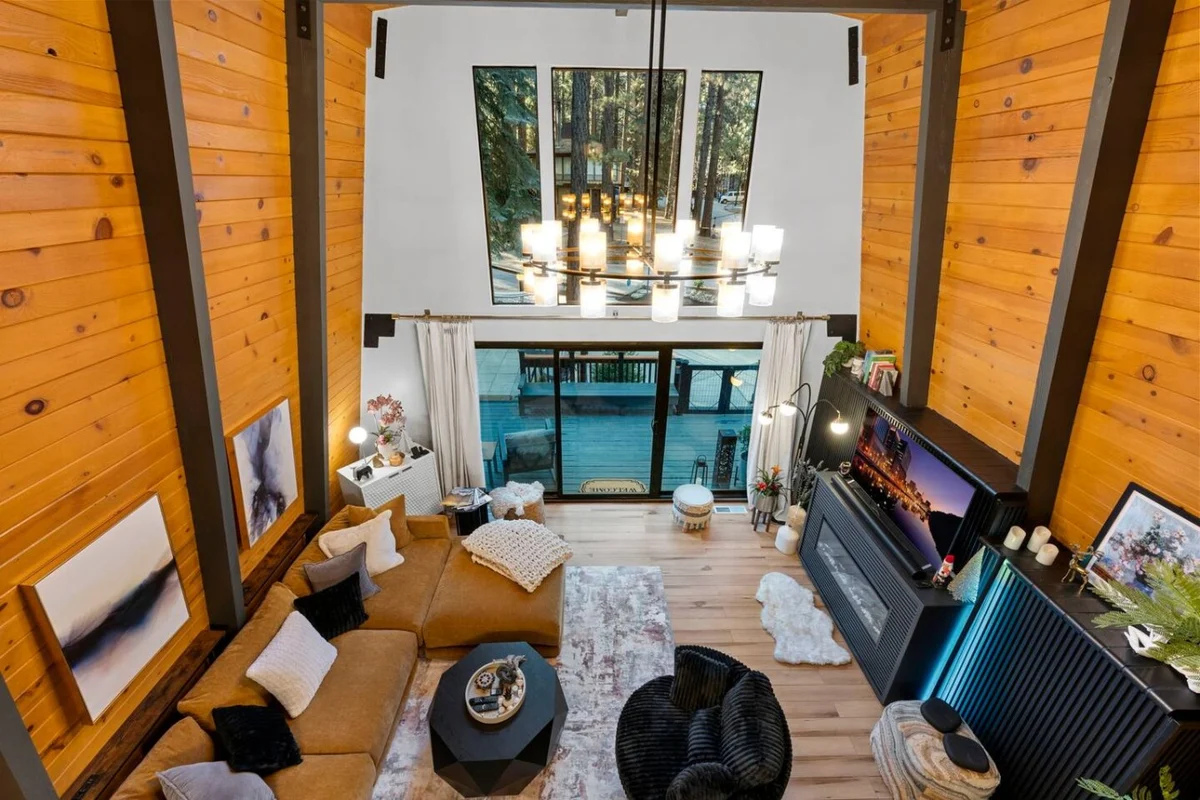Home in Big Bear Lake property photo 2