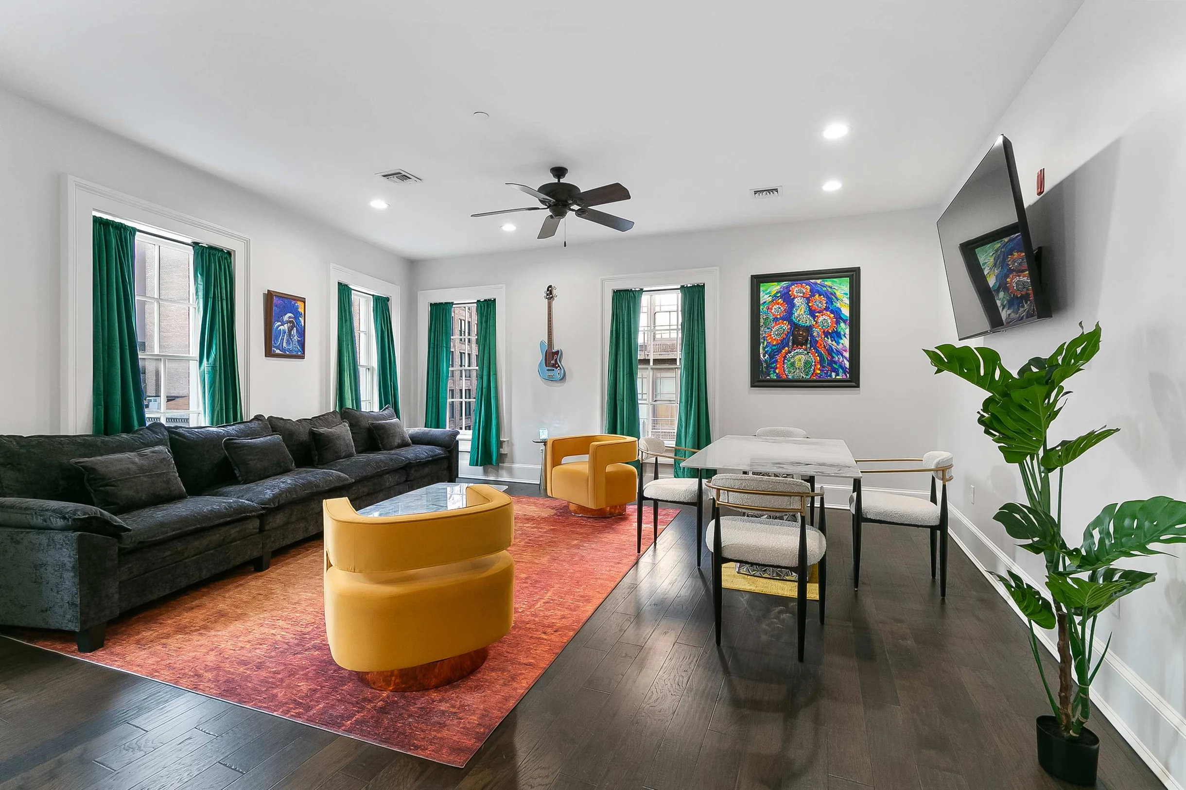 The Melody Hotel Funk Room Luxury Suite, Real NOLA #5
