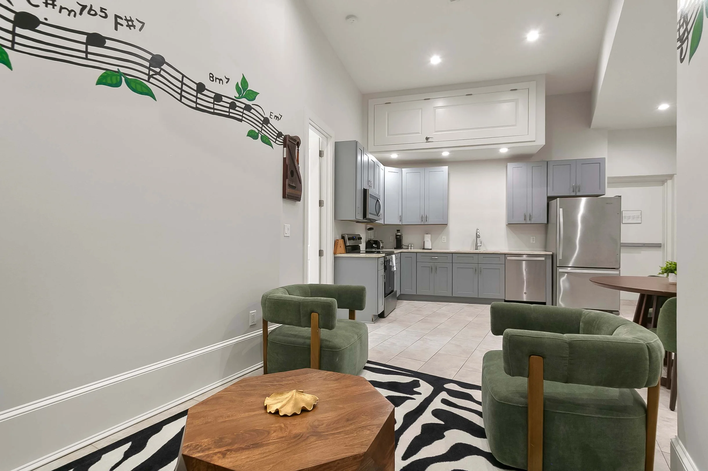 Luxury CBD Suite in Prime New Orleans Location #6