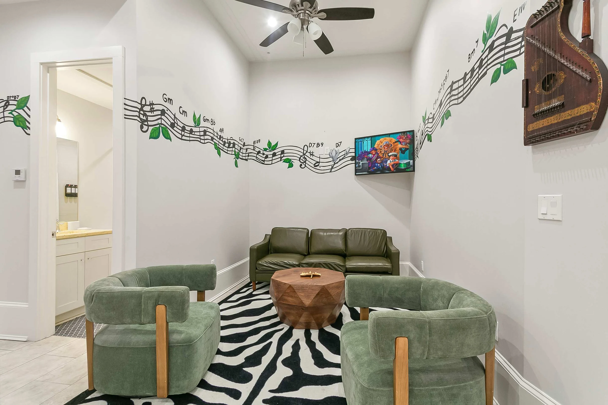 Luxury CBD Suite in Prime New Orleans Location #5
