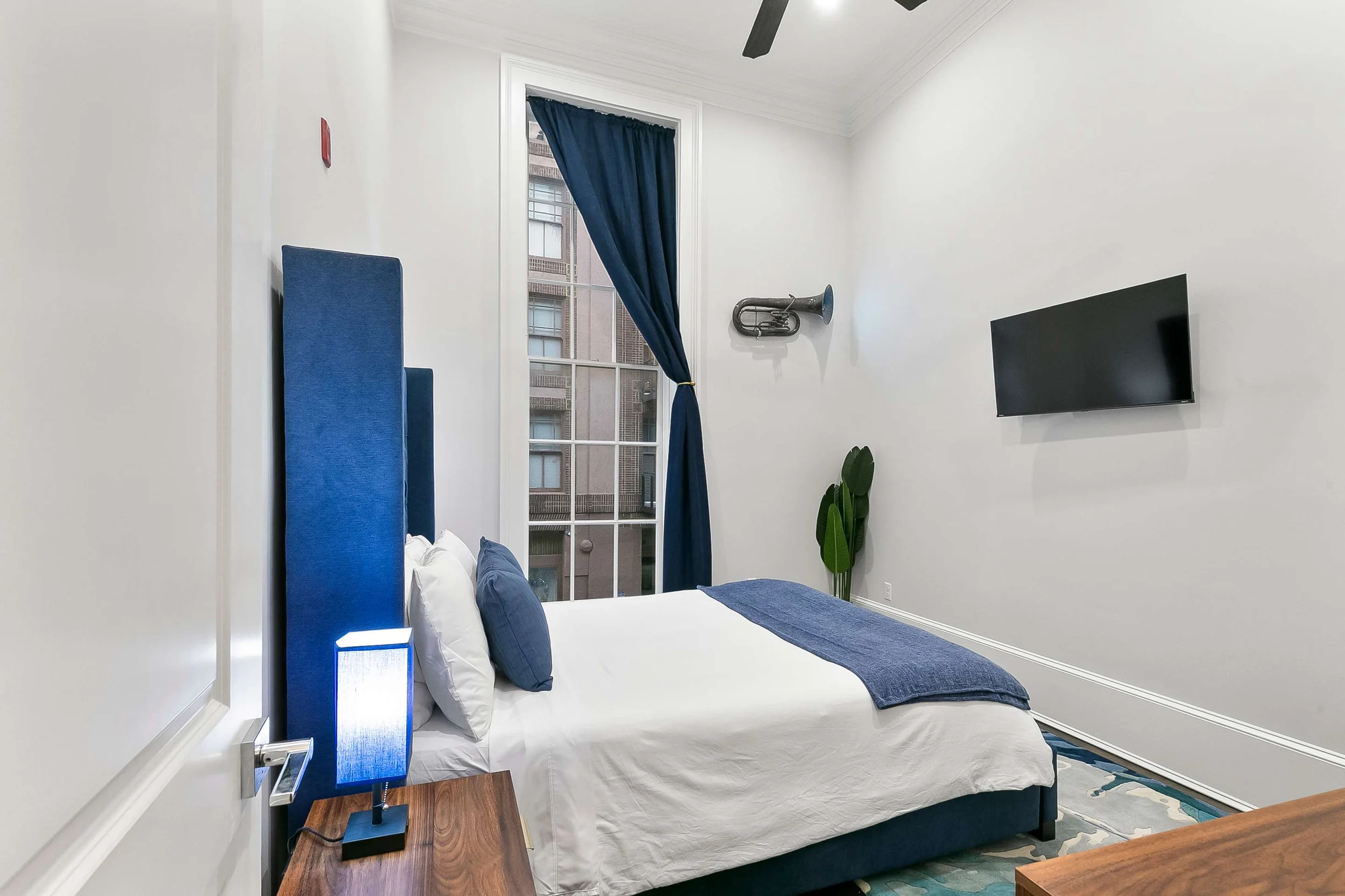 Lux Blues Suite,  Walk to French Quarter #5