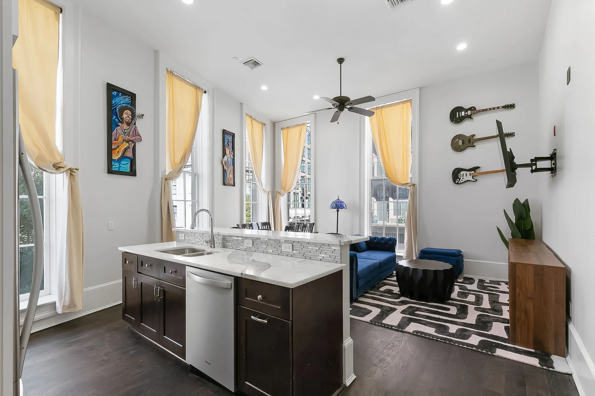Lux Blues Suite,  Walk to French Quarter #10