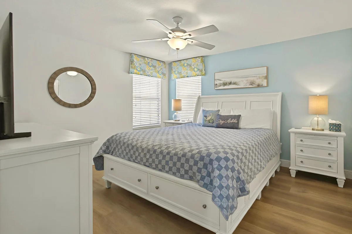 Bedroom 2 image 1