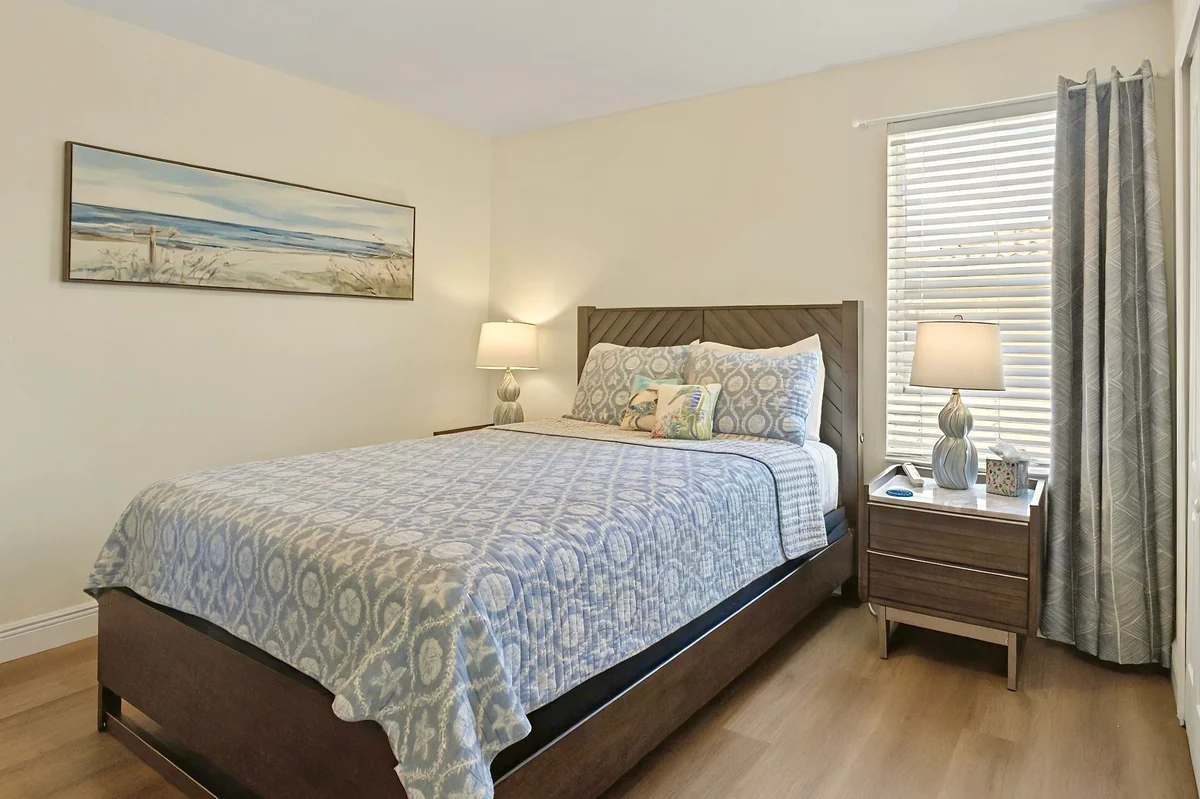 Bedroom 1 image 1