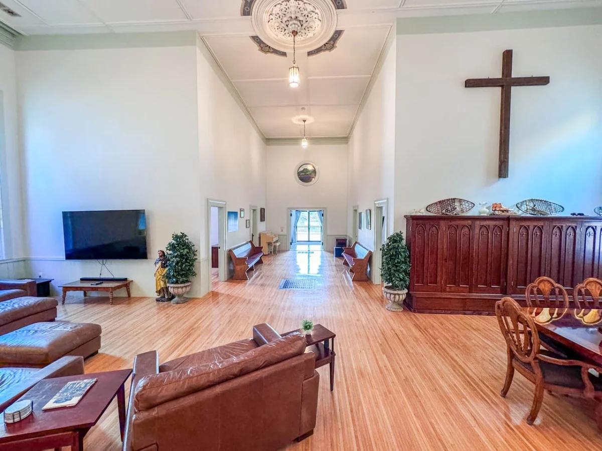 1826 Conway Renovated Church | 5 Bdrm, Pond Access #28
