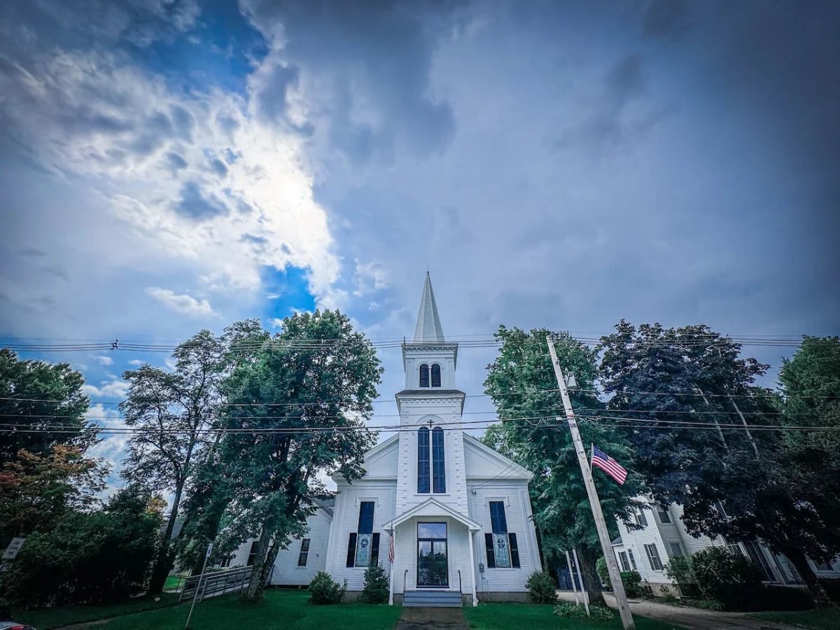 1826 Conway Renovated Church | 5 Bdrm, Pond Access #49