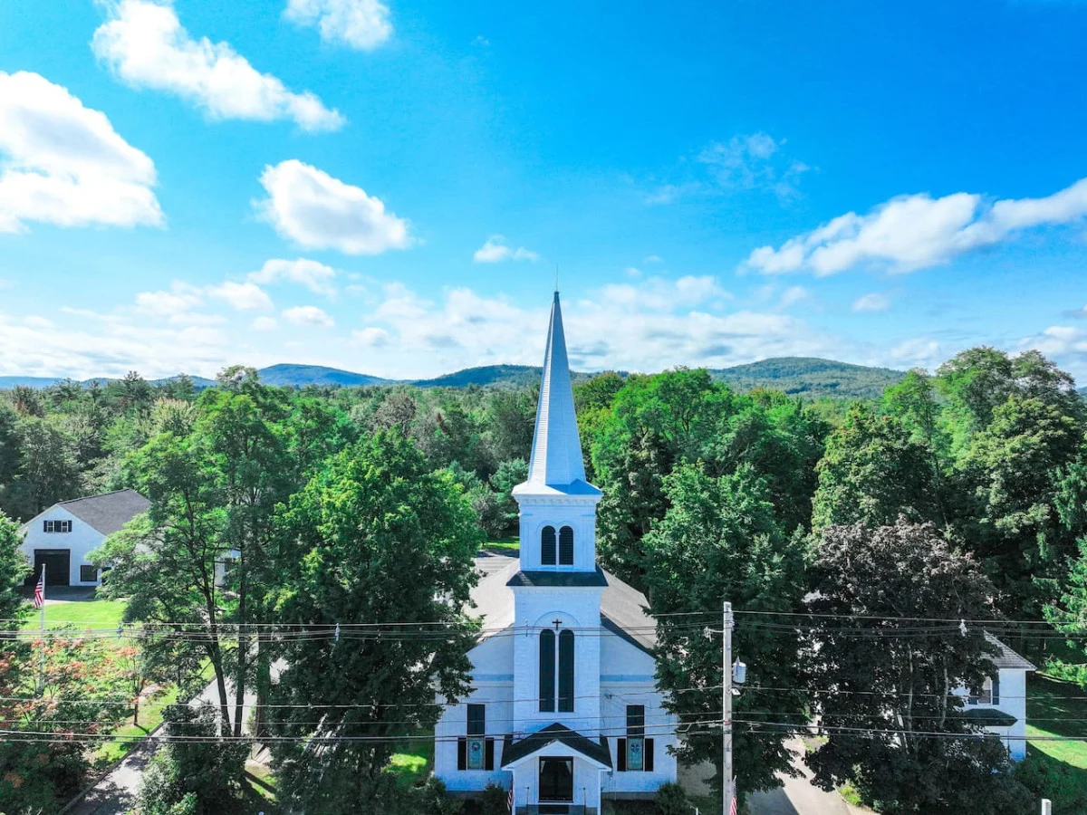 1826 Conway Renovated Church | 5 Bdrm, Pond Access #82