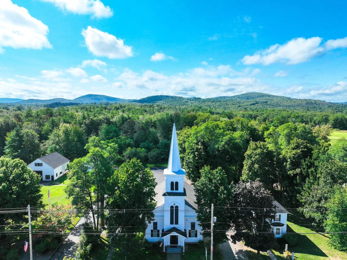 1826 Conway Renovated Church | 5 Bdrm, Pond Access #83