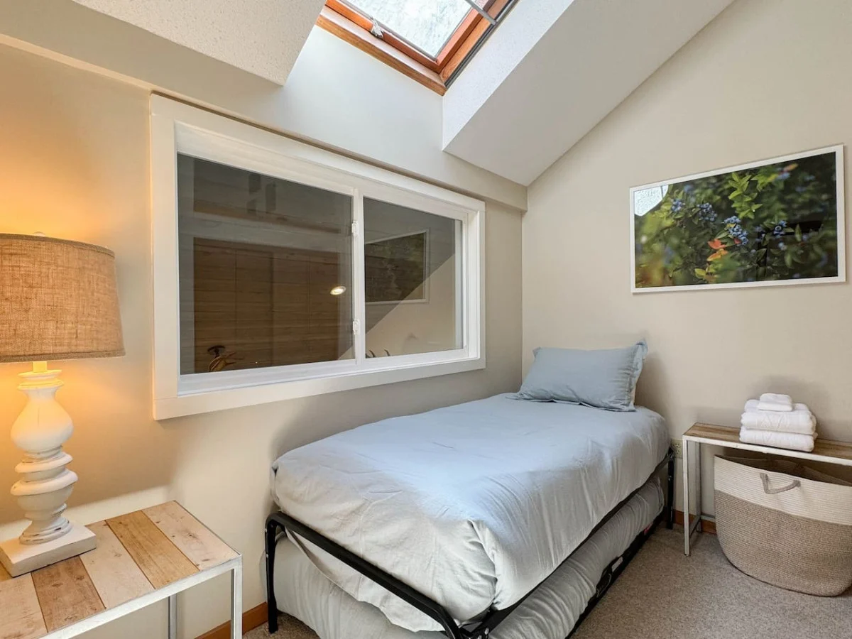 Attitash Heights | Ski in/out Getaway with Pool #3
