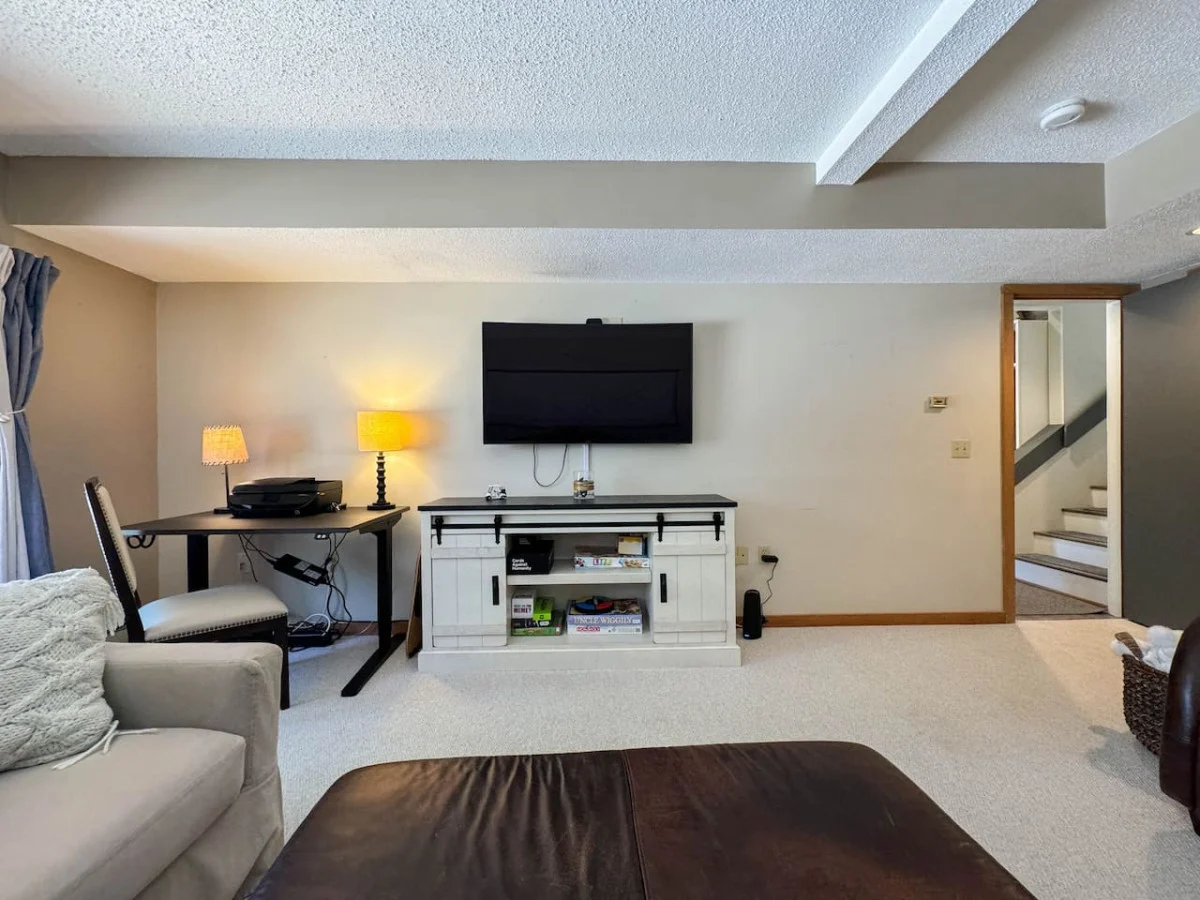 Attitash Heights | Ski in/out Getaway with Pool #24