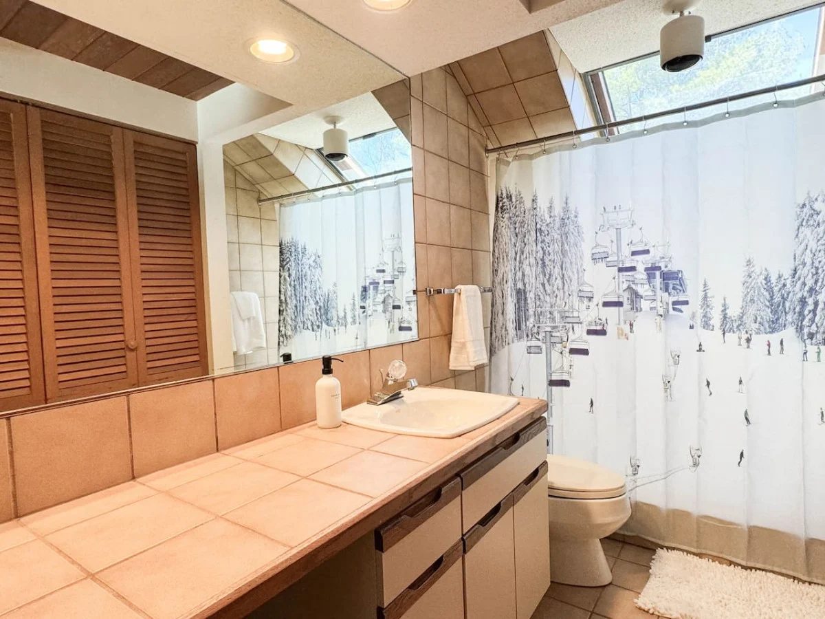 Attitash Heights | Ski in/out Getaway with Pool #12