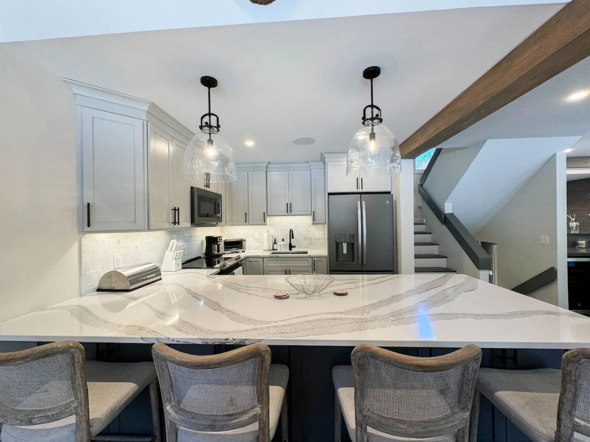 Attitash Heights | Ski in/out Getaway with Pool #14