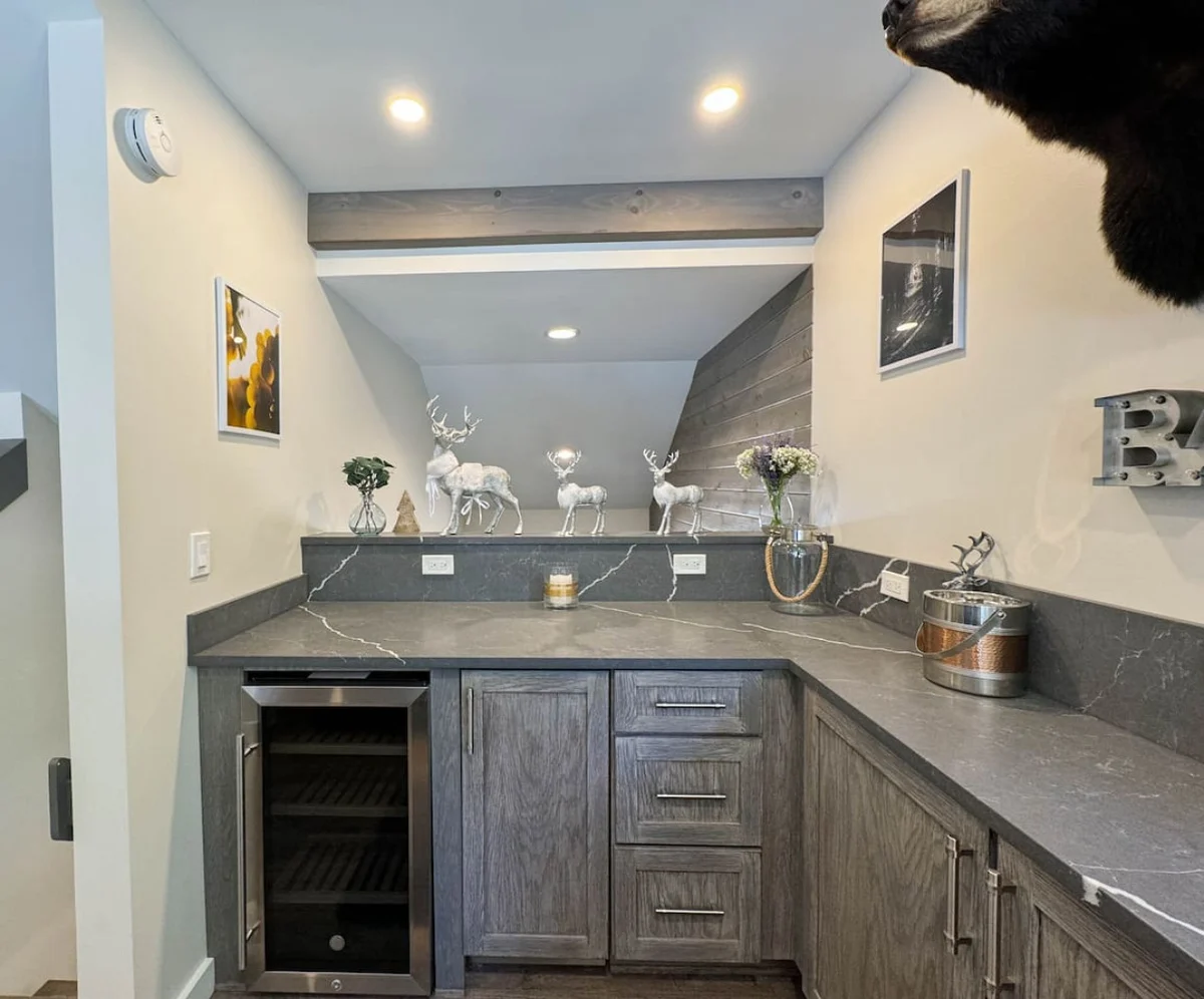 Attitash Heights | Ski in/out Getaway with Pool #31