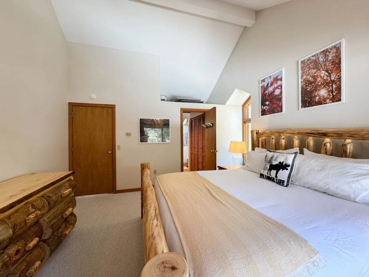 Attitash Heights | Ski in/out Getaway with Pool #41