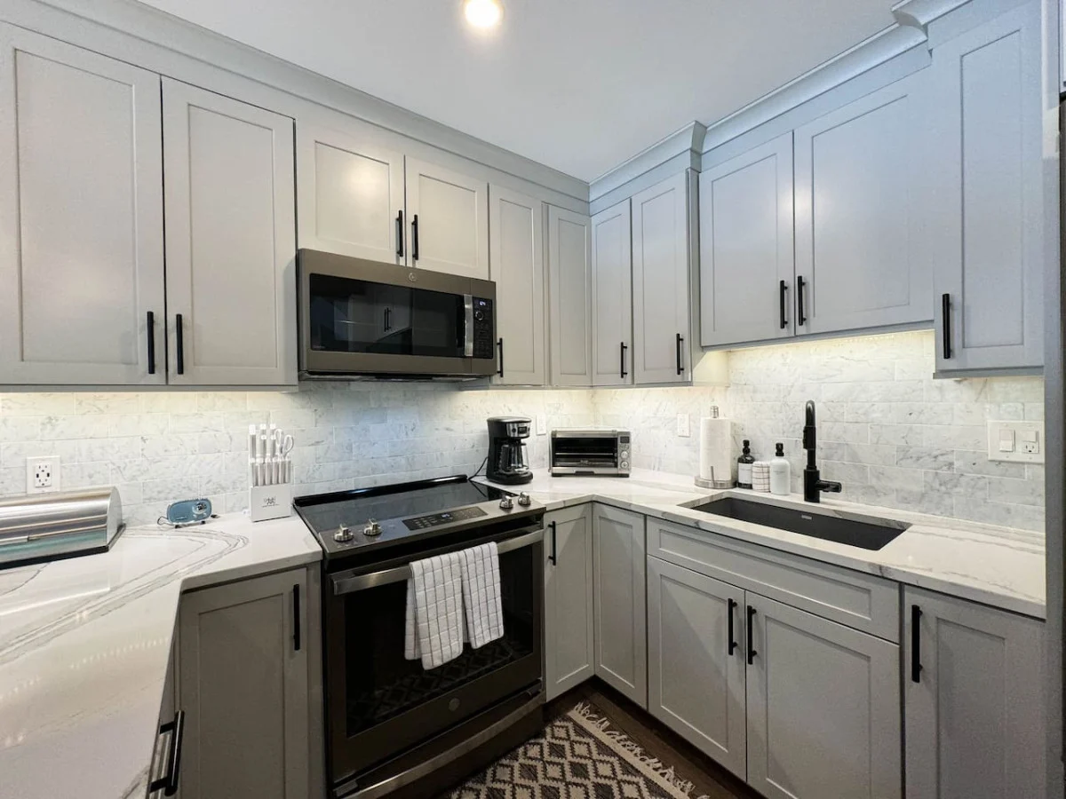 Attitash Heights | Ski in/out Getaway with Pool #29