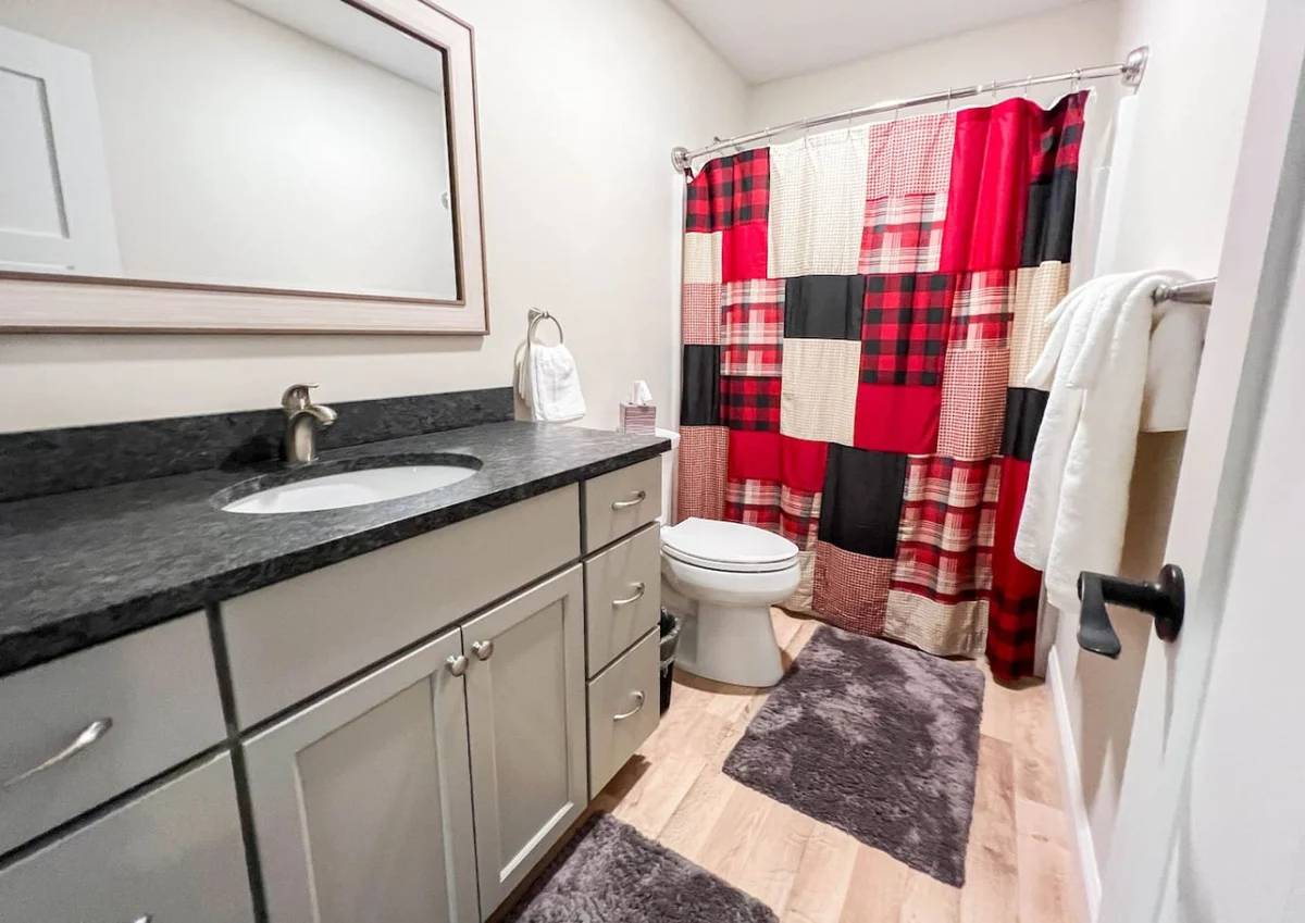 Bear Mountain House | Luxury, Hot Tub, Fireplace #42