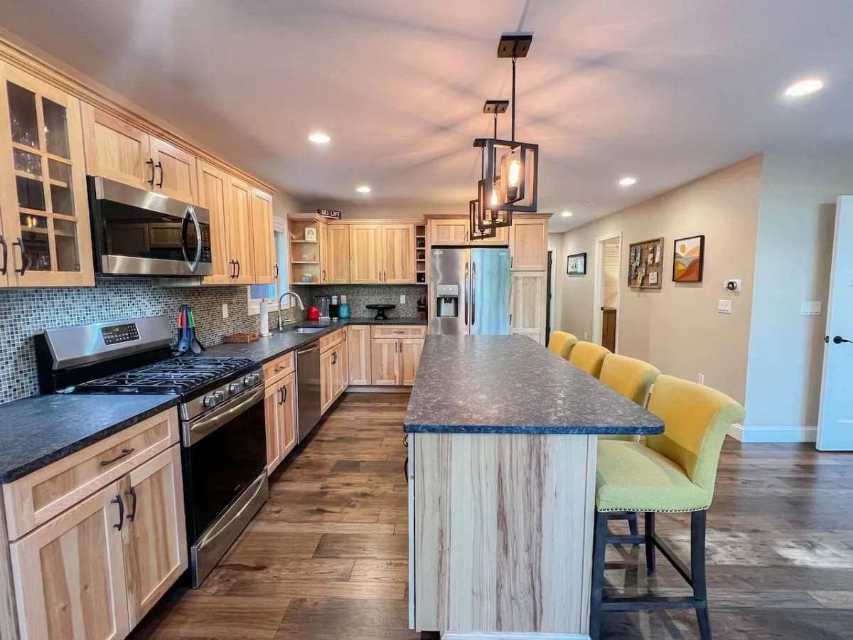 Bear Mountain House | Luxury, Hot Tub, Fireplace #29