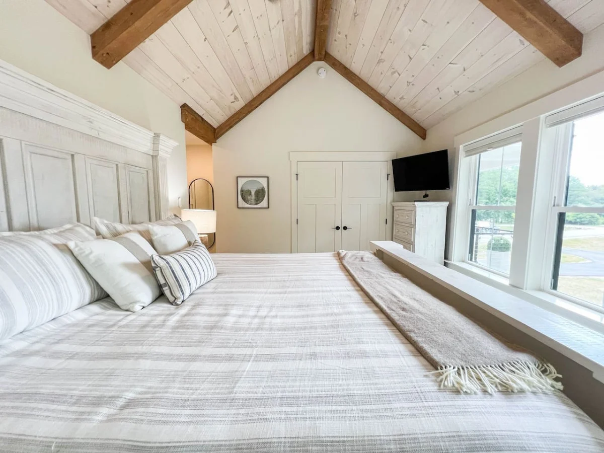 Birch Haus | Luxury Home, Views & Hot Tub, River #80