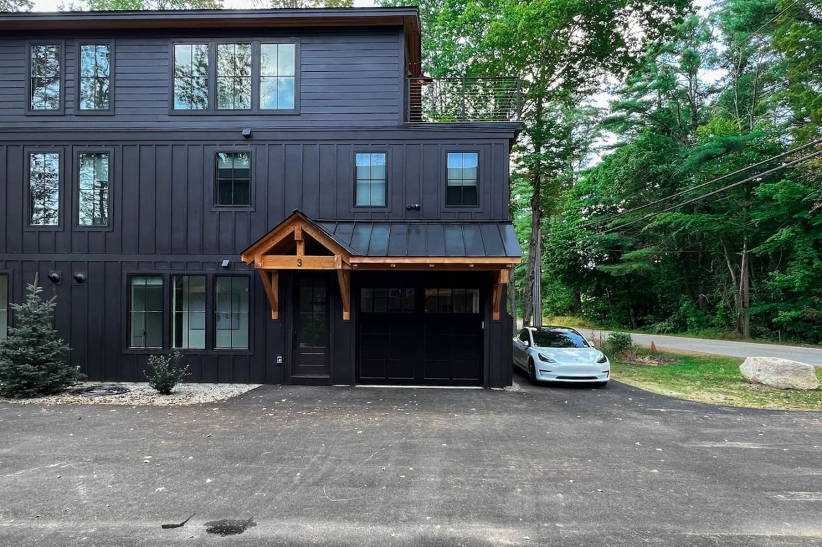 Black Diamond @ Cranmore Mt. | Brand new | Hot Tub #57