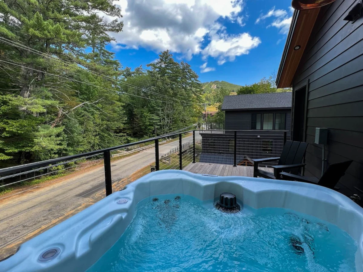 Black Diamond @ Cranmore Mt. | Brand new | Hot Tub #43