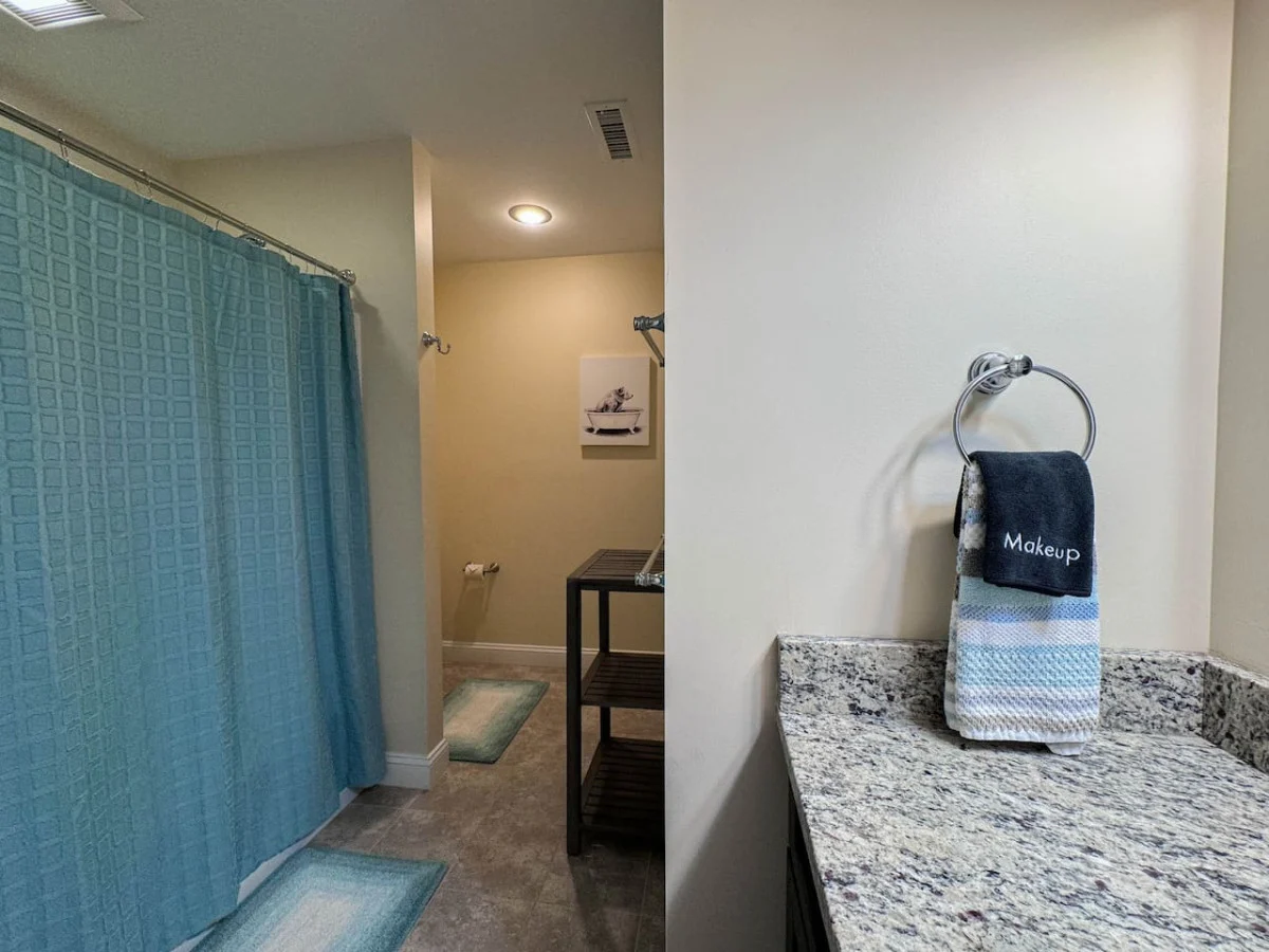 Black Mountain Ski in/out Home | Views + Hot tub! #6