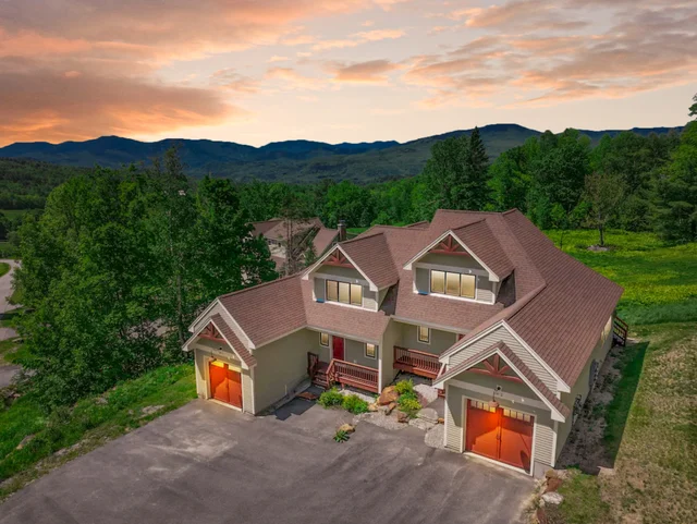 Black Mountain Ski in/out Home | Views + Hot tub! #62