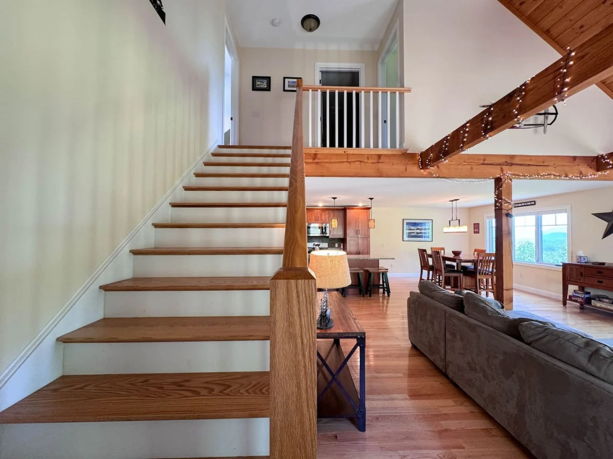 Black Mountain Ski in/out Home | Views + Hot tub! #28