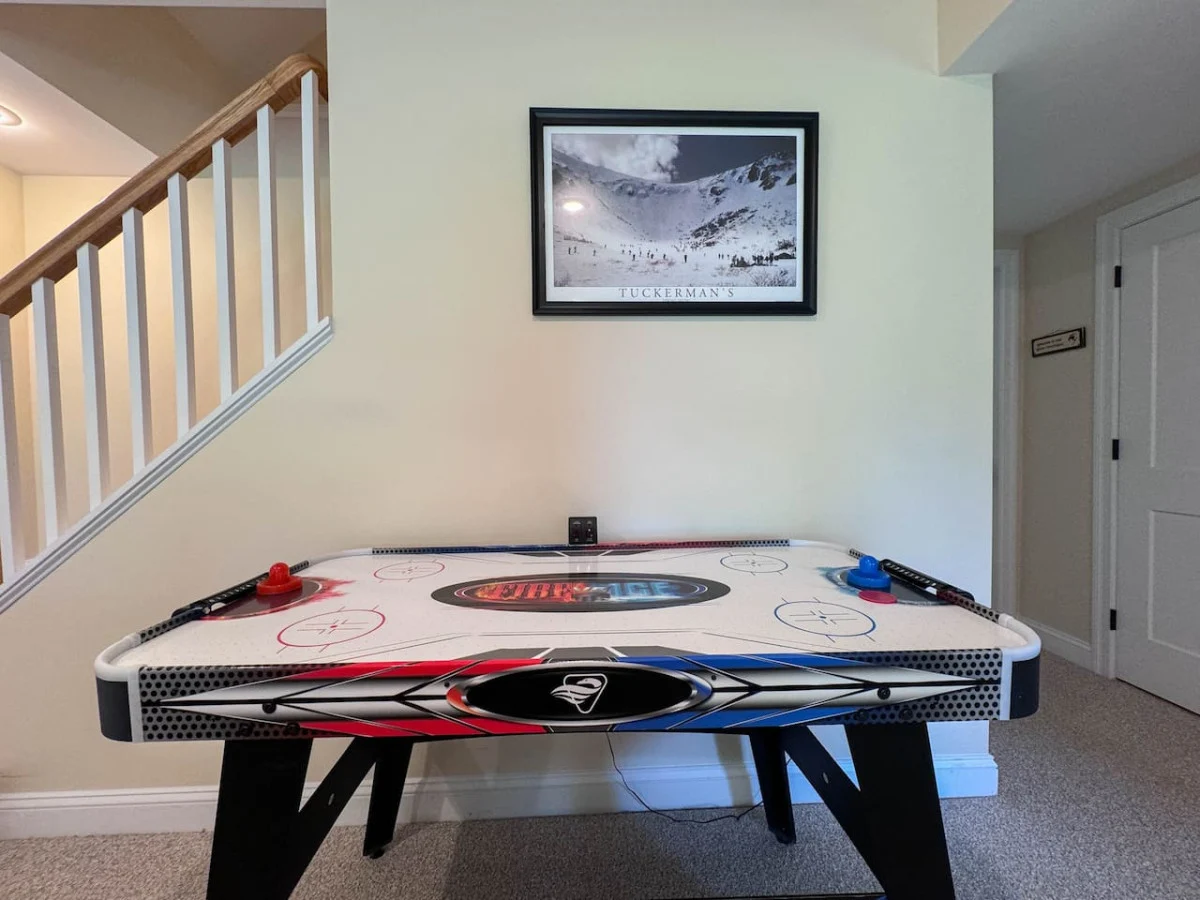 Black Mountain Ski in/out Home | Views + Hot tub! #49